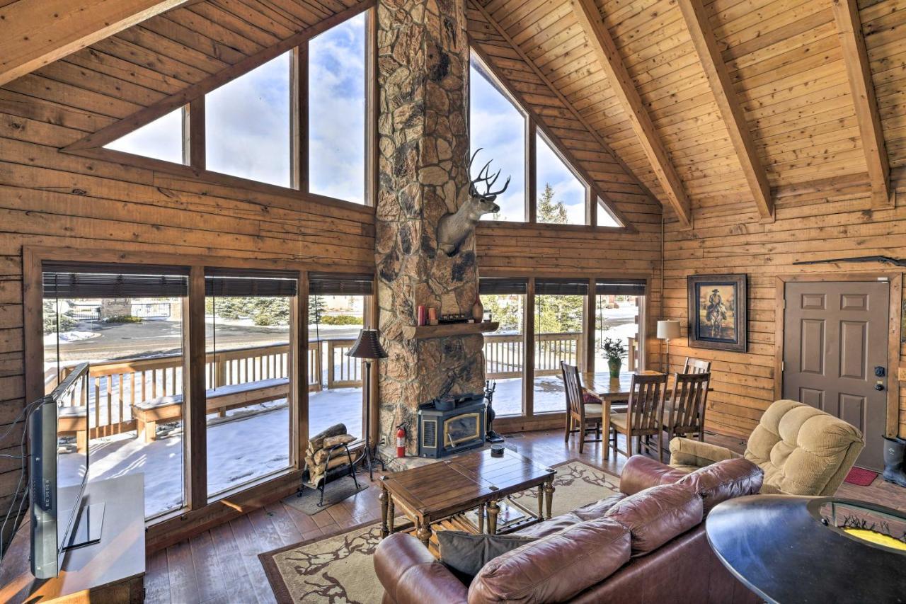 Rustic Village Lake Cabin Escape With Deck And Grill! パゴサ・スプリングス エクステリア 写真