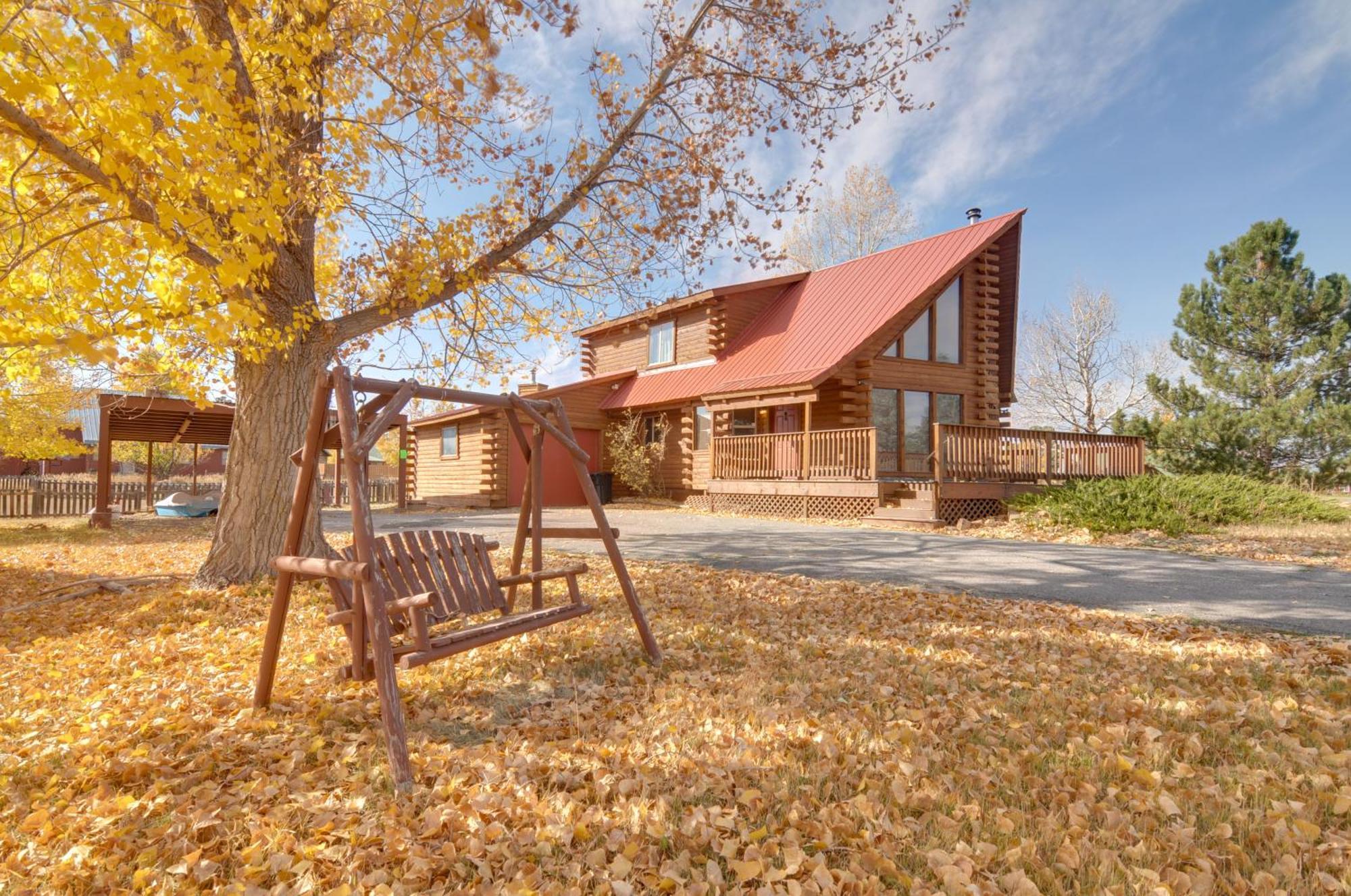 Rustic Village Lake Cabin Escape With Deck And Grill! パゴサ・スプリングス エクステリア 写真