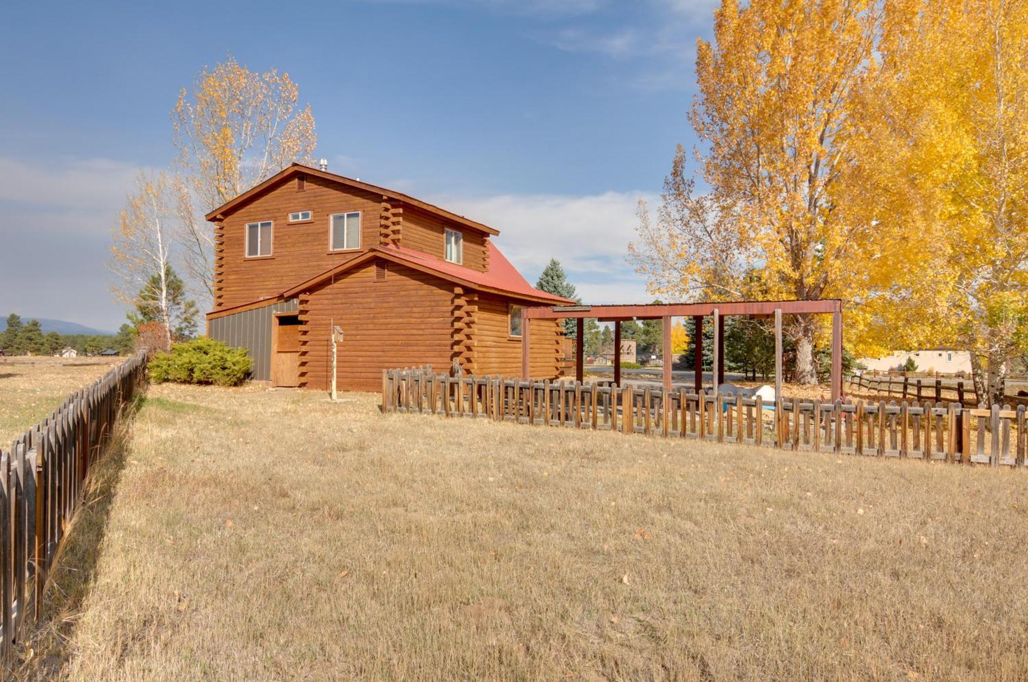 Rustic Village Lake Cabin Escape With Deck And Grill! パゴサ・スプリングス エクステリア 写真